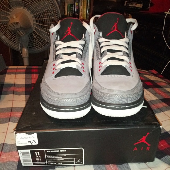 Jordan Other - Air Jordan Retro 3's. Great condition 2011 Version